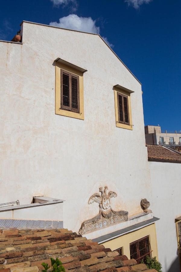 Appartamento Mansardato Nel Cuore Di Palermo - Accesso Terrazza Екстер'єр фото