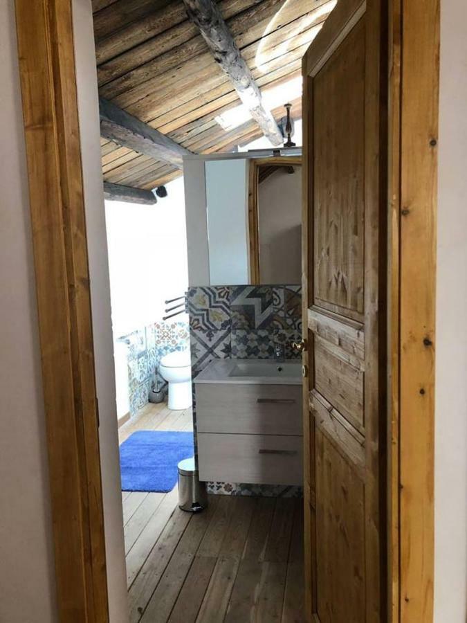 Appartamento Mansardato Nel Cuore Di Palermo - Accesso Terrazza Екстер'єр фото